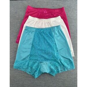 RHONDA SHEAR - Women's 3 Pack Pin-Up Panty with Front Lace Size M  A4